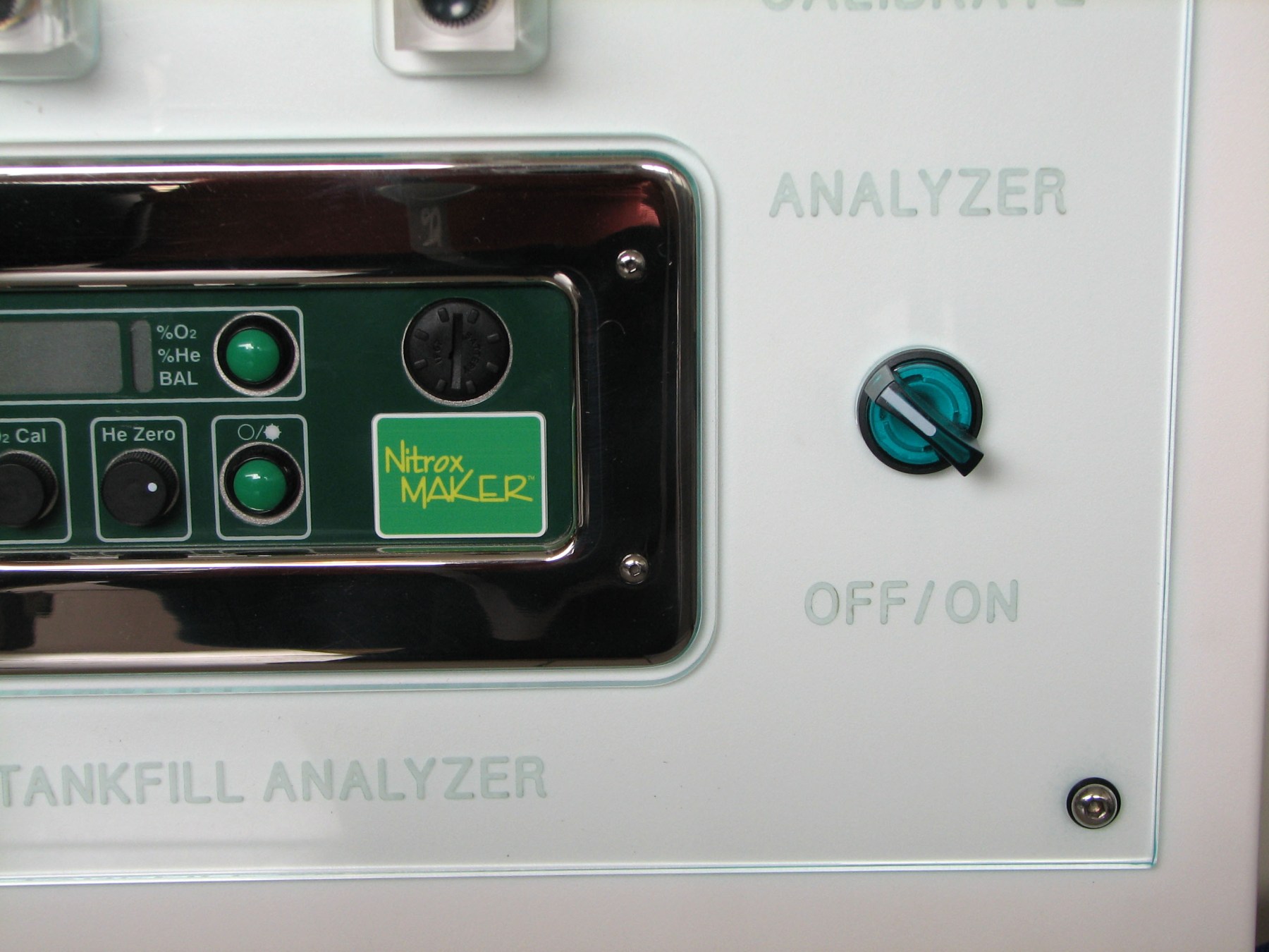 Brownie's Marine Group NitroxMaker Tank Fill